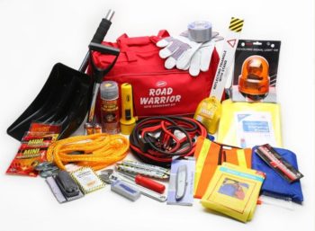 emergency-winter-car-care-kit