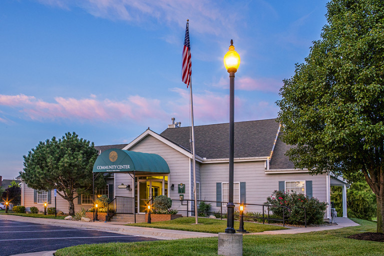 Reviews Wichita Apartments Quarters at Cambridge East Side Location